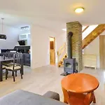Σπίτι διακοπών Awesome Home In Karpacz With Wifi Karpacz
