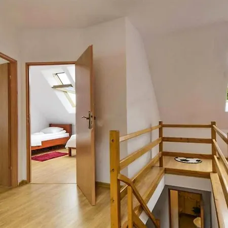 Дом отдыха 3 Bedroom Pet Friendly In *
